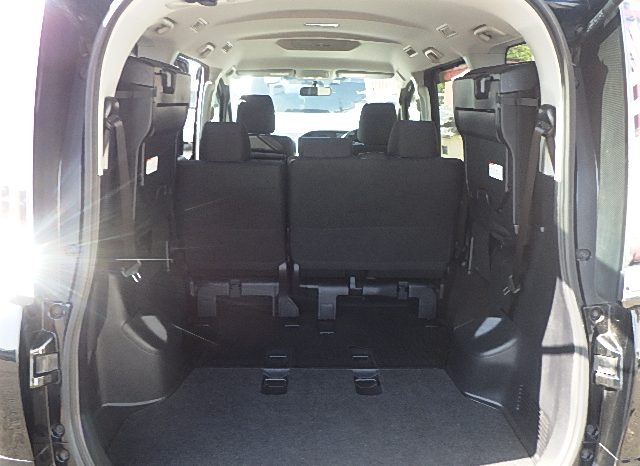 Toyota Noah full