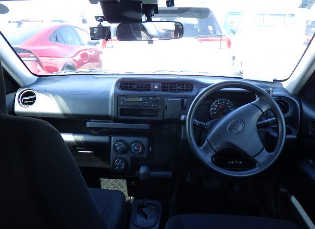Toyota Succeed full