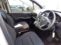 Toyota Noah full