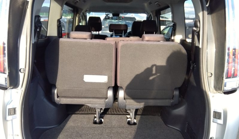 Toyota Noah full